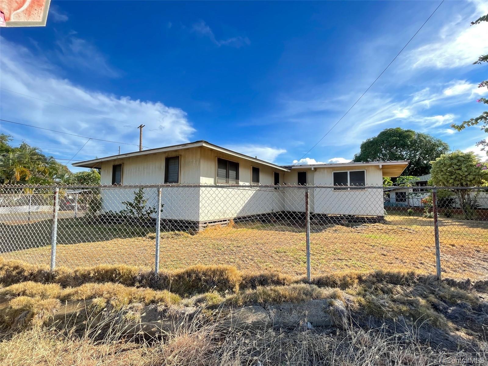 94920 Awanei Street Waipahu HI 96797 sold on 01262022