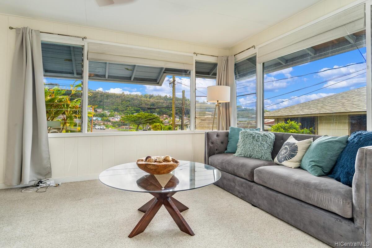 2430 Kula Kolea Drive Honolulu HI 96819 sold on 01132022