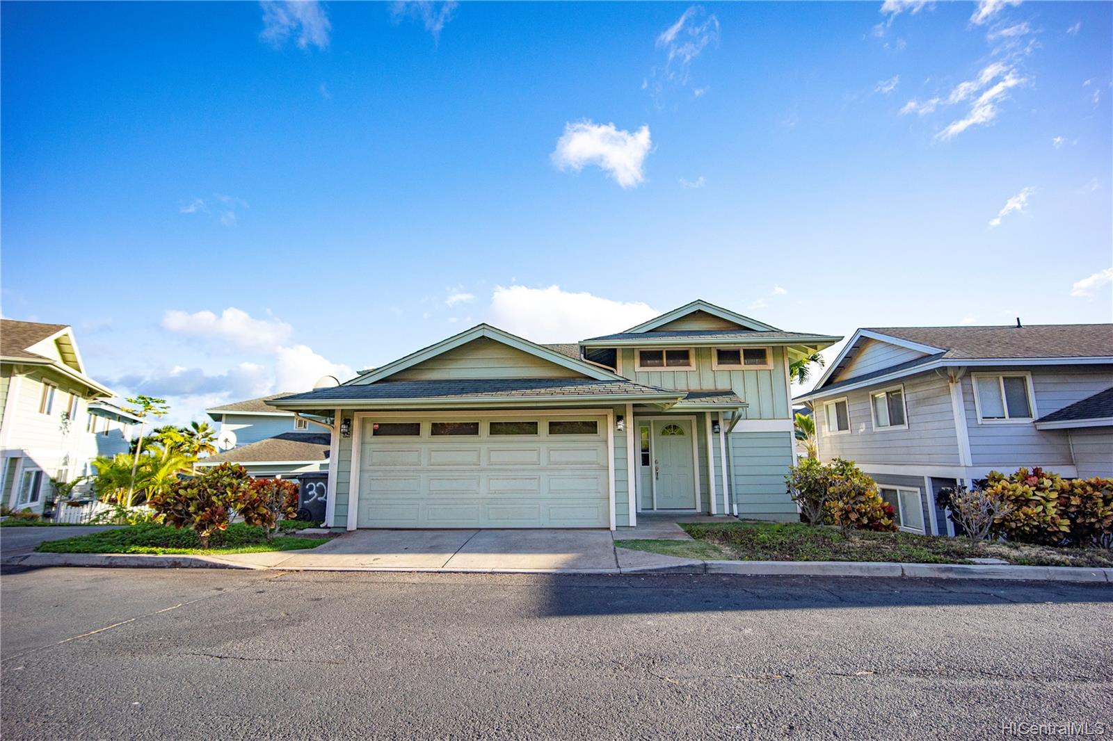 Seascape At Makakilo 927049 Elele Street Unit 32 Kapolei HI 96707 sold