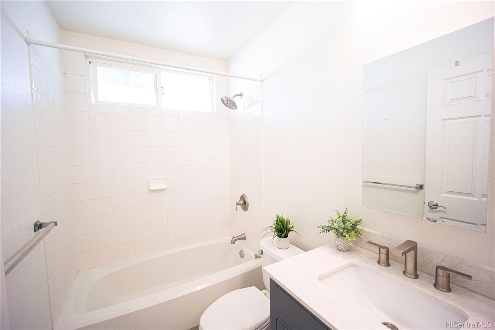 Seascape At Makakilo 927049 Elele Street Unit 32 Kapolei HI 96707 sold on 01112022