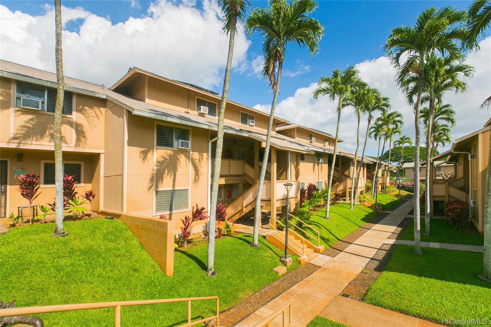 Waiau Garden Villa 981361 Koaheahe Place Unit 114 Pearl City HI 96782