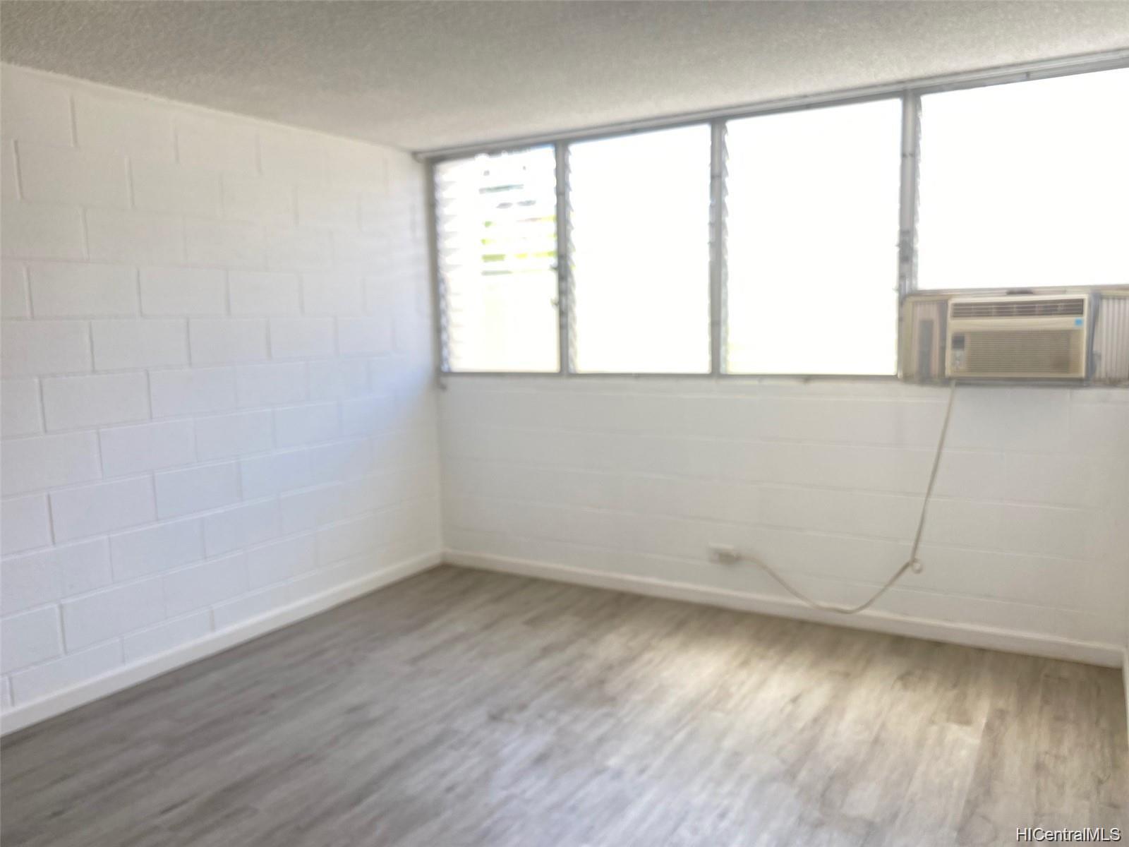 Miller Terrace 502 Captain Cook Avenue Unit 204 Honolulu HI 96813 sold