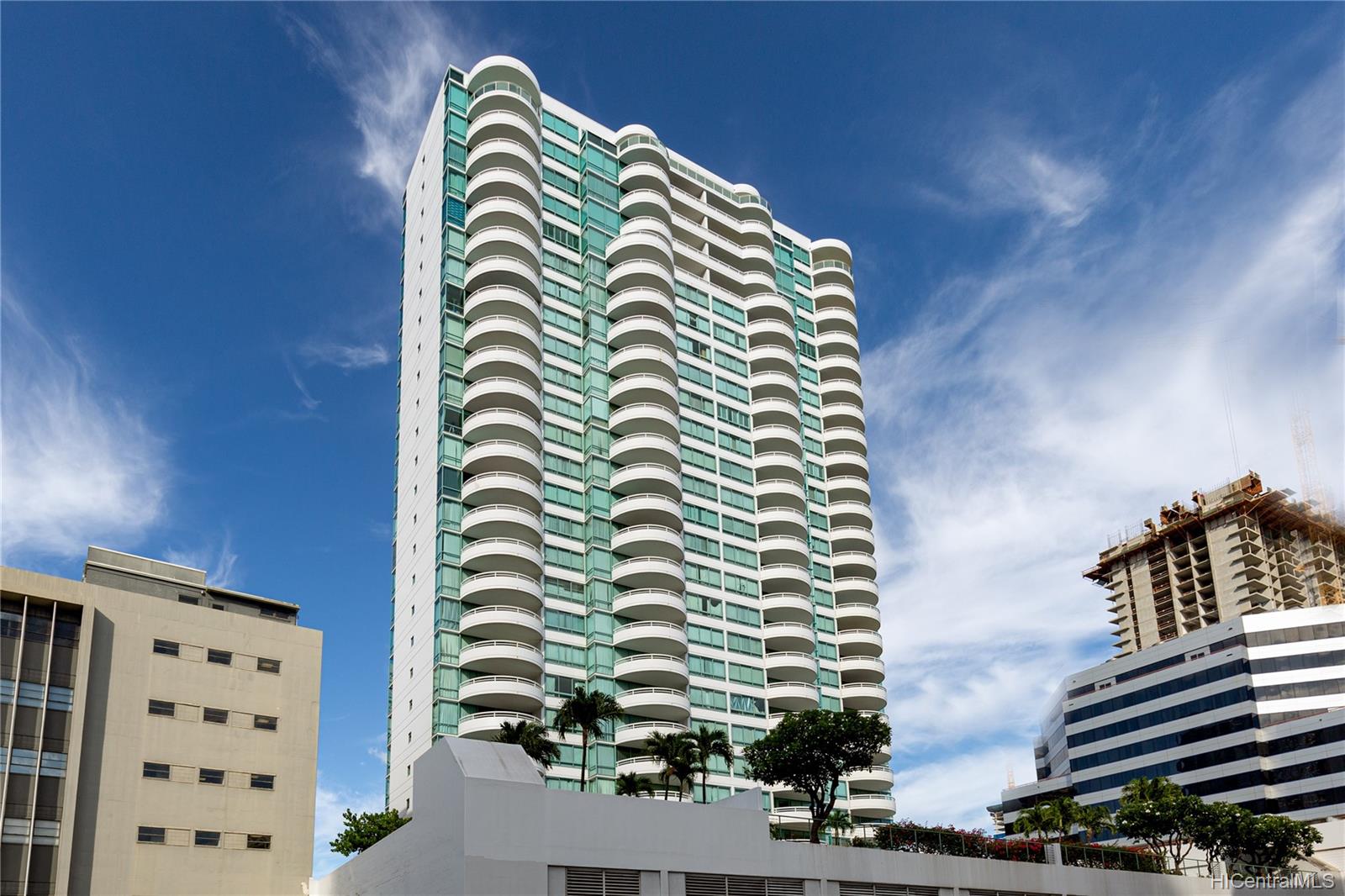 Uraku Tower Hawaii 1341 Kapiolani Boulevard Unit 18D Honolulu HI 96814 listed 01032022