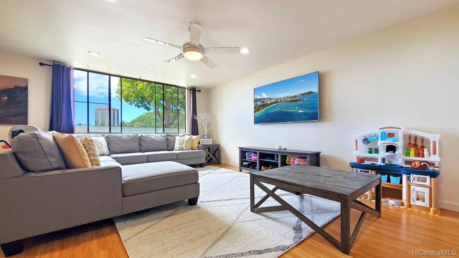 Kawaihae Crescent East 532 Kawaihae Street Unit G Honolulu HI 96825 sold on 04052022