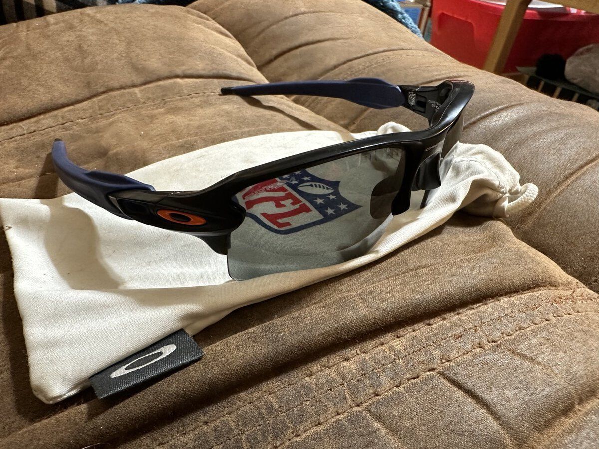 For Sale Chicago Bears Youth Oakleys Oakley Forum