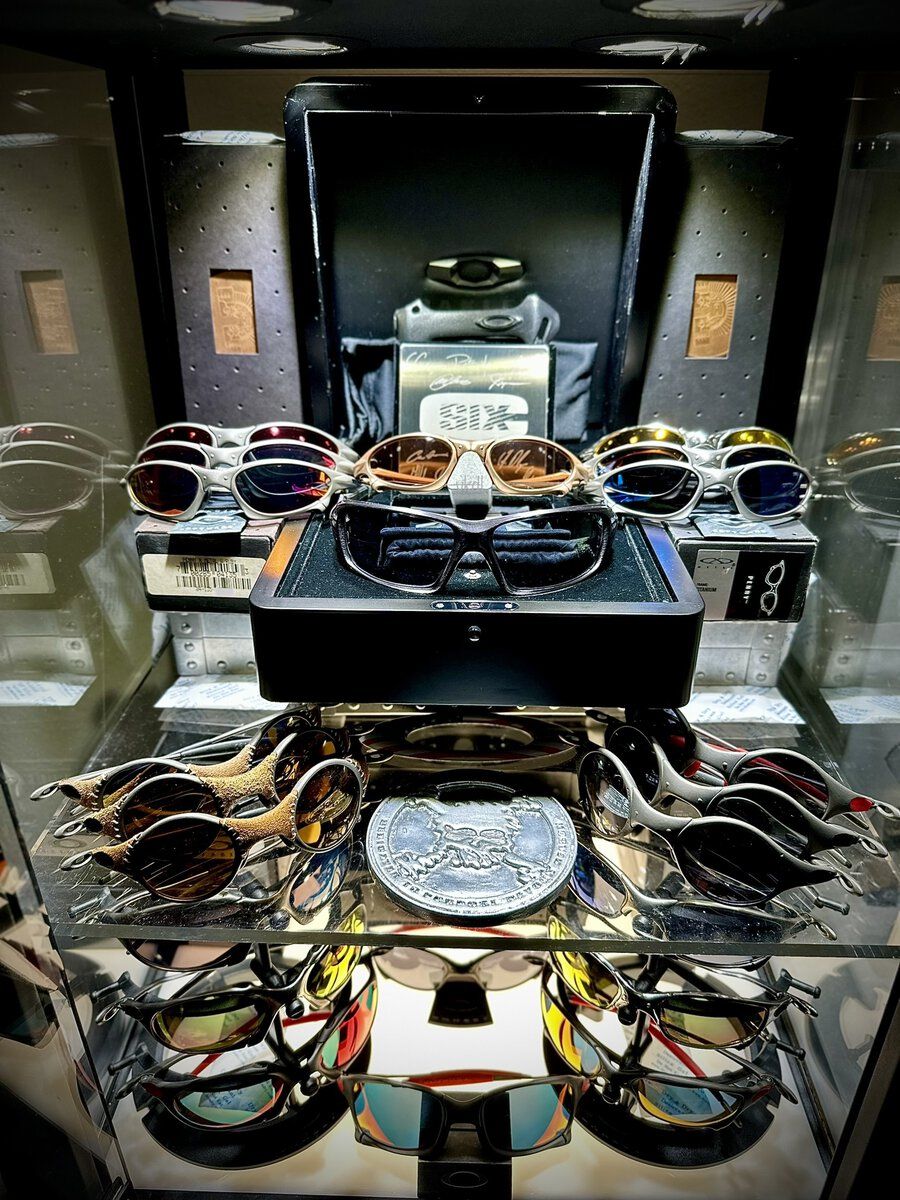 Newest acquisition 3.0 Countertop Display Case Oakley Forum