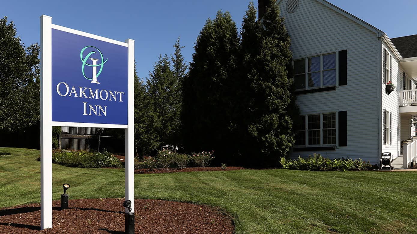 Oakmont Inn, Bed & Breakfast Hotel