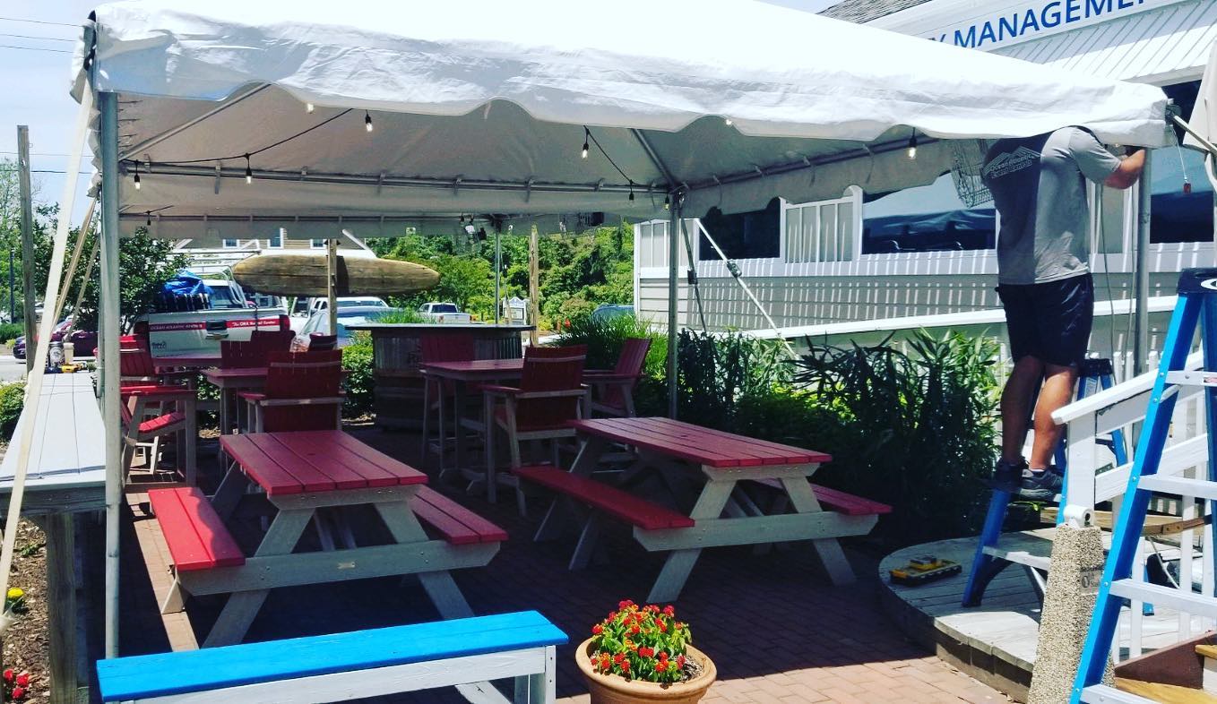 Socially Distanced Dining Restaurant Tenting Increases Dining Space