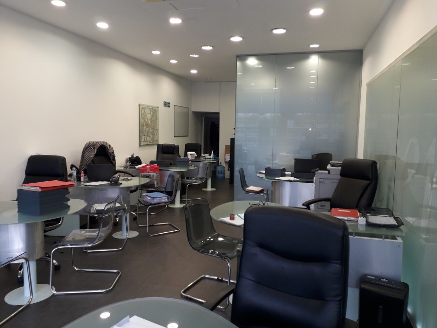 Uxbridge Road, Hayes, Shop