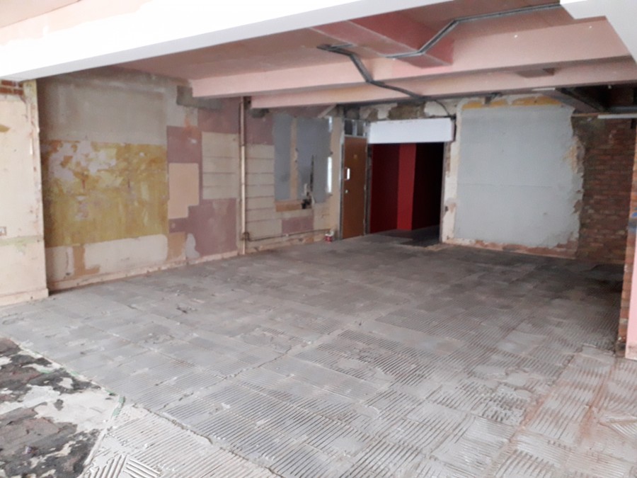 Victoria Road, Ruislip Manor, Shop