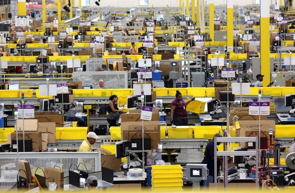 Amazon Makes List of Large Companies with Workers Receiving Food Stamps