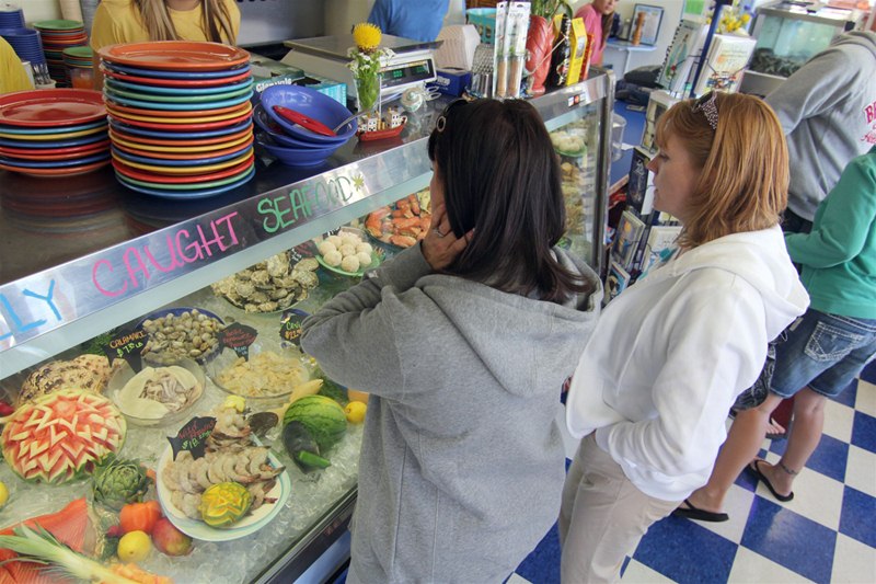 Photos of Our Newport Oregon Retaurant Ocean Bleu Seafoods at Gino's