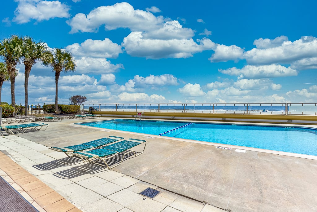 Book Brigadune Vacation Rentals & Condos for Rent Oceanfront Vacation