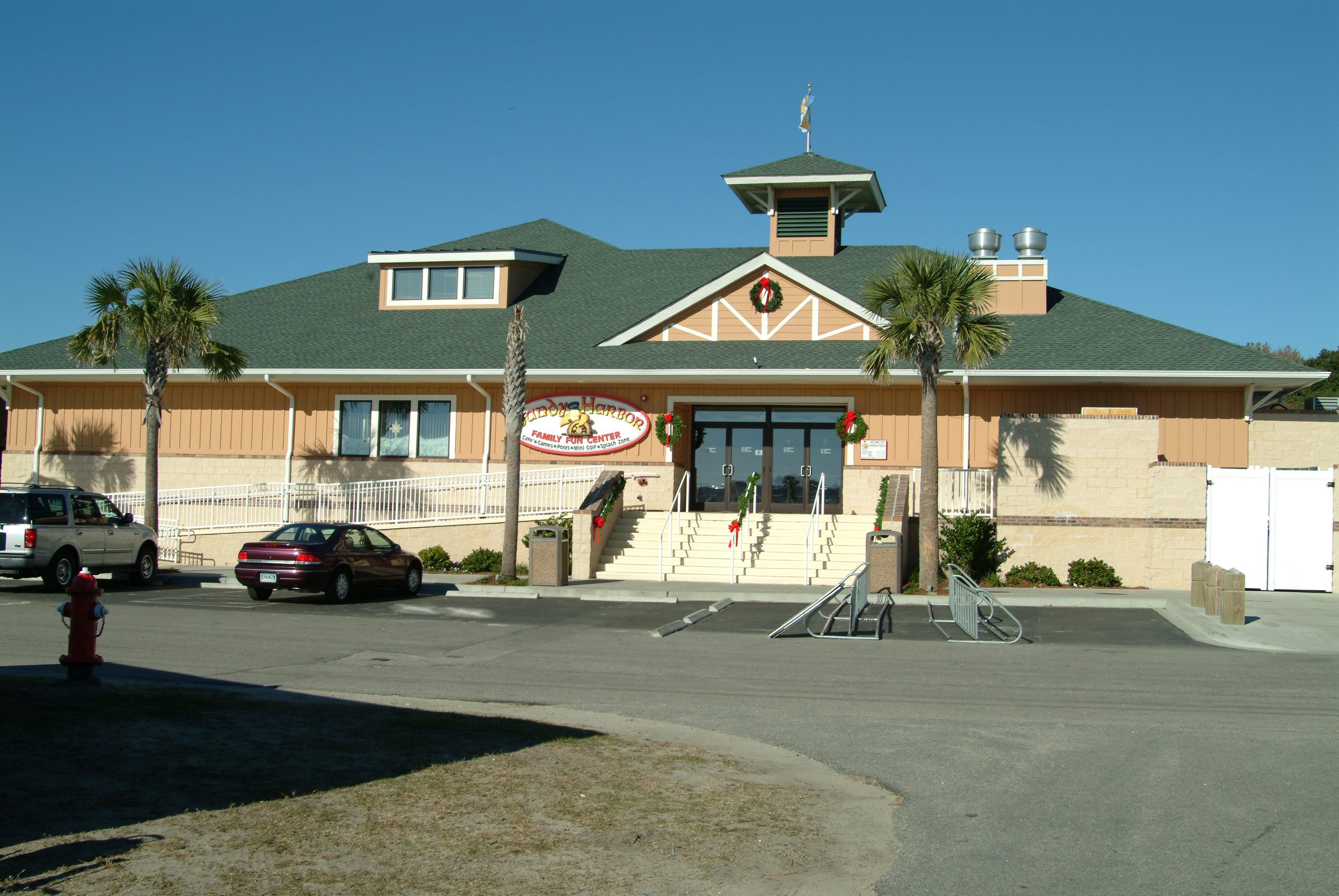 Sandy Harbor Ocean Lakes Family Campground