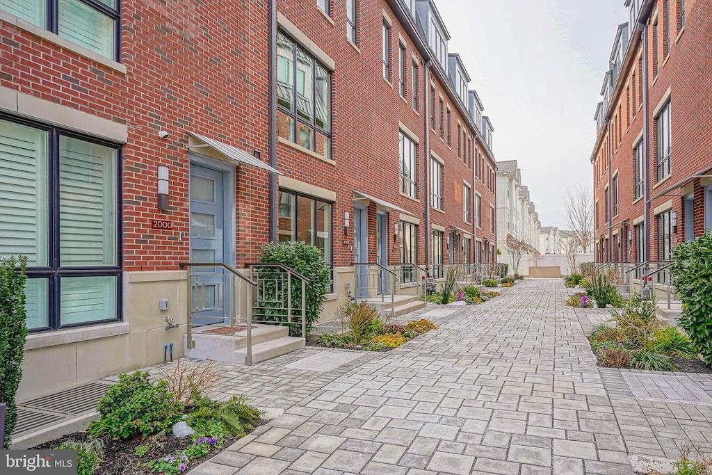 Renaissance Estates are a Major Upgrade in Packer Park OCF Realty