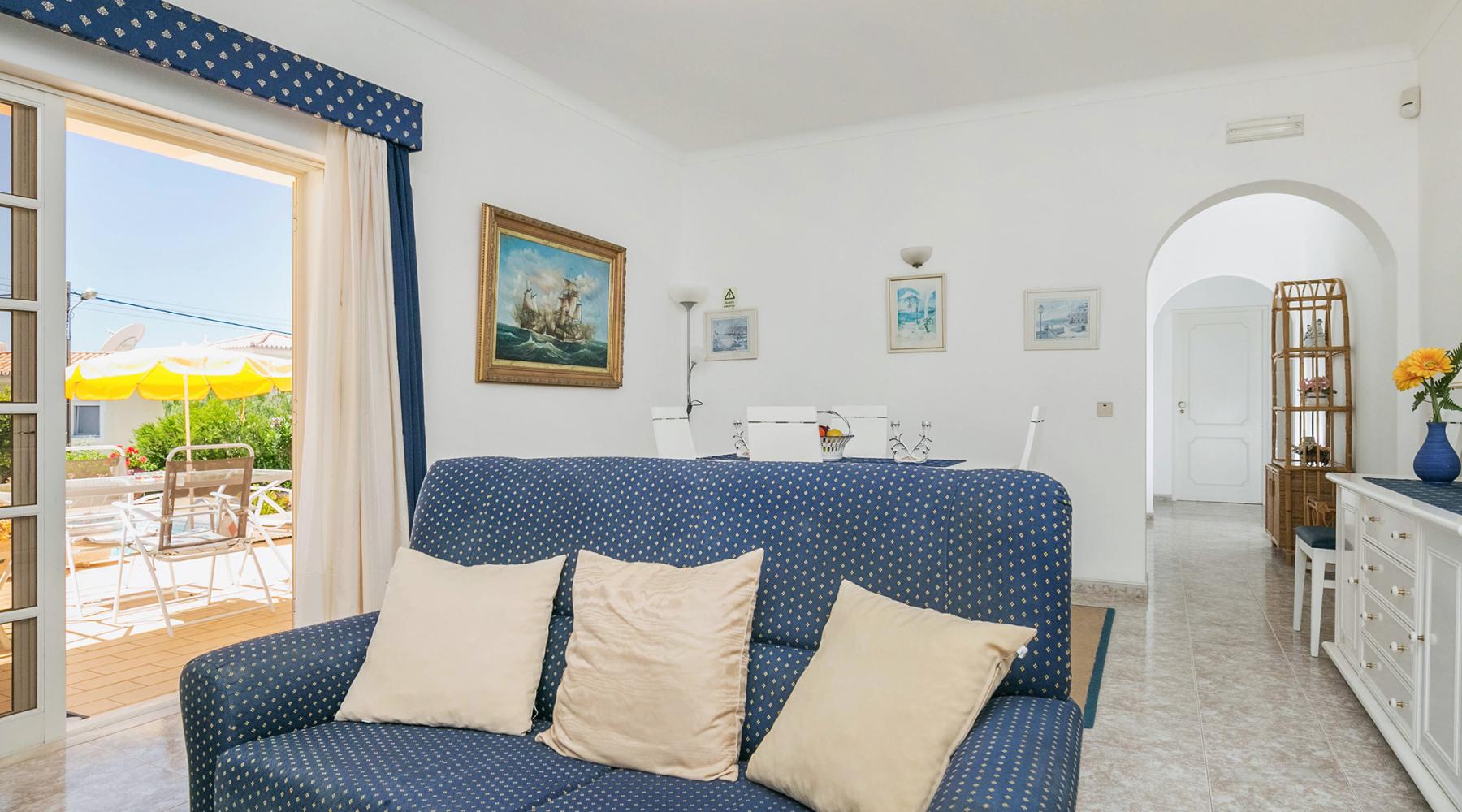 Villa Cerro Villa in Albufeira sleeps 6 Ocholo Ocholo