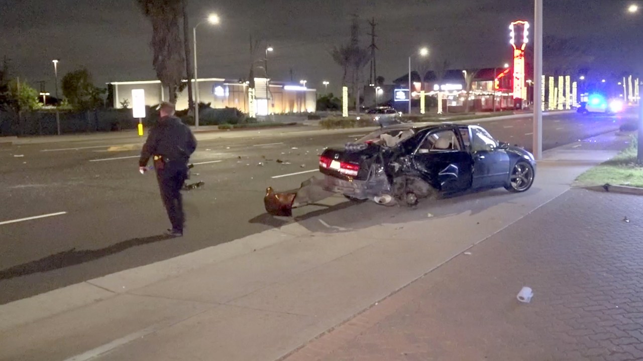 Motorcyclist dies after slamming into car in Buena Park Orange County