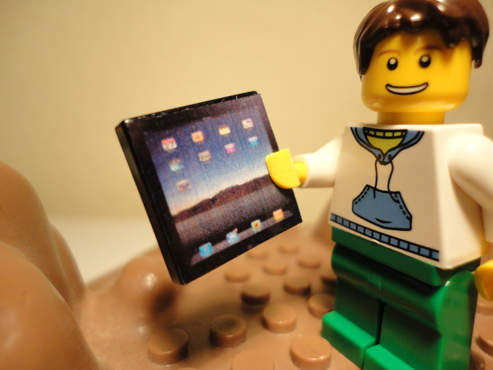 Octa • Living the LEGO Life on iPhone & iPad