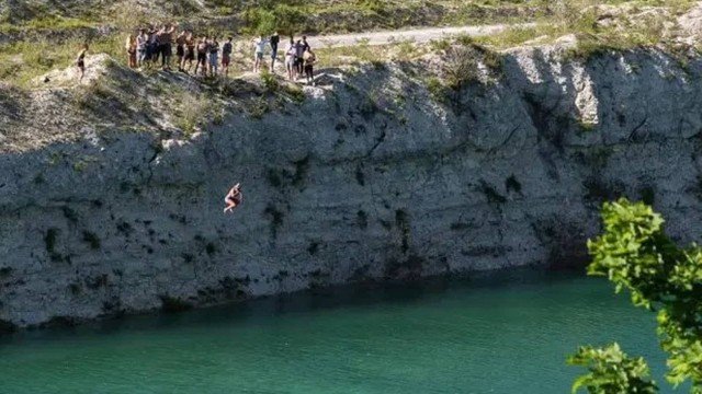 "Covidiots" Celebrate Quarantine End by Jumping in Lake "as Toxic as