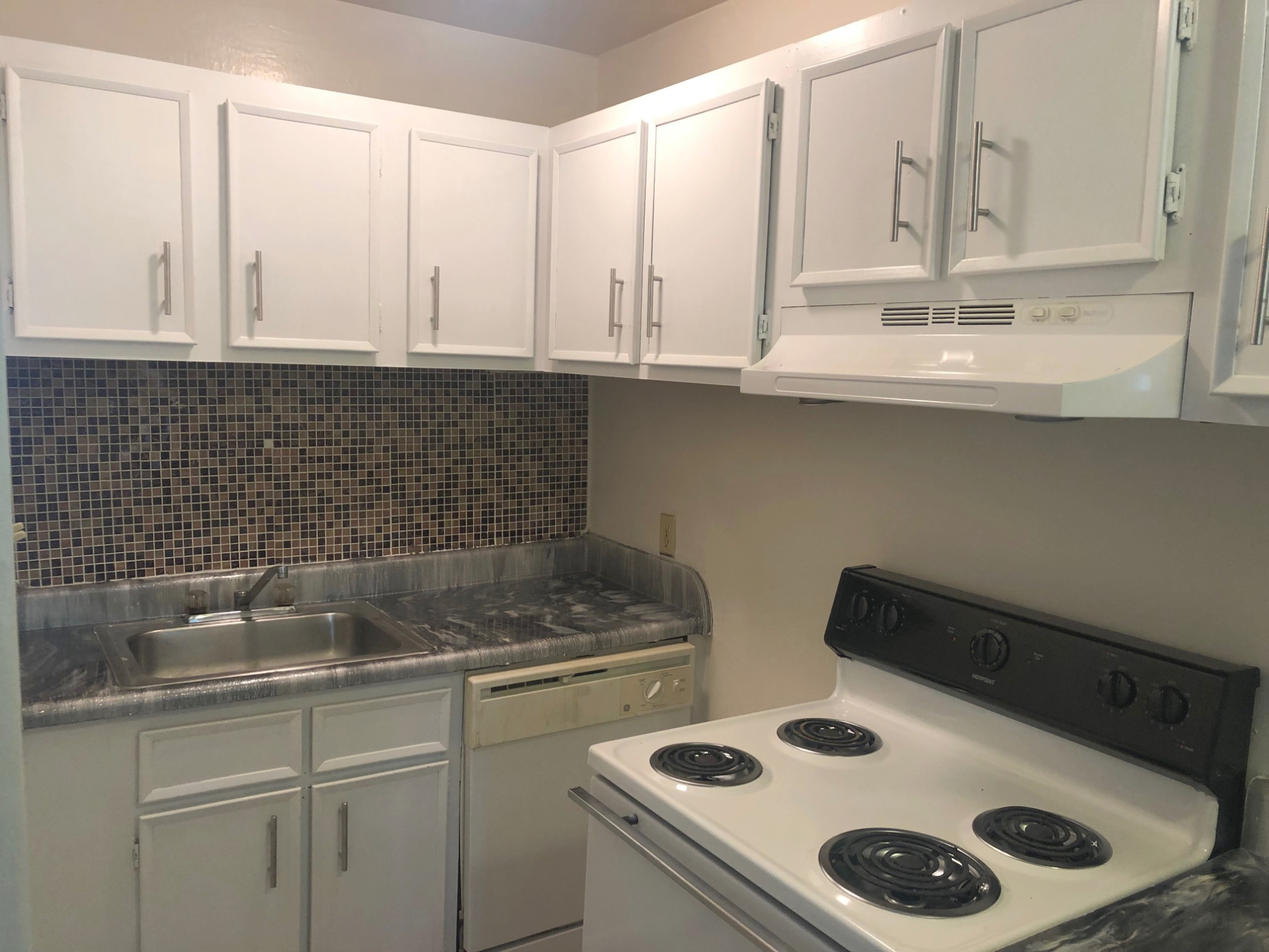 Lenox Garden Apartments 2 bed ODUrent