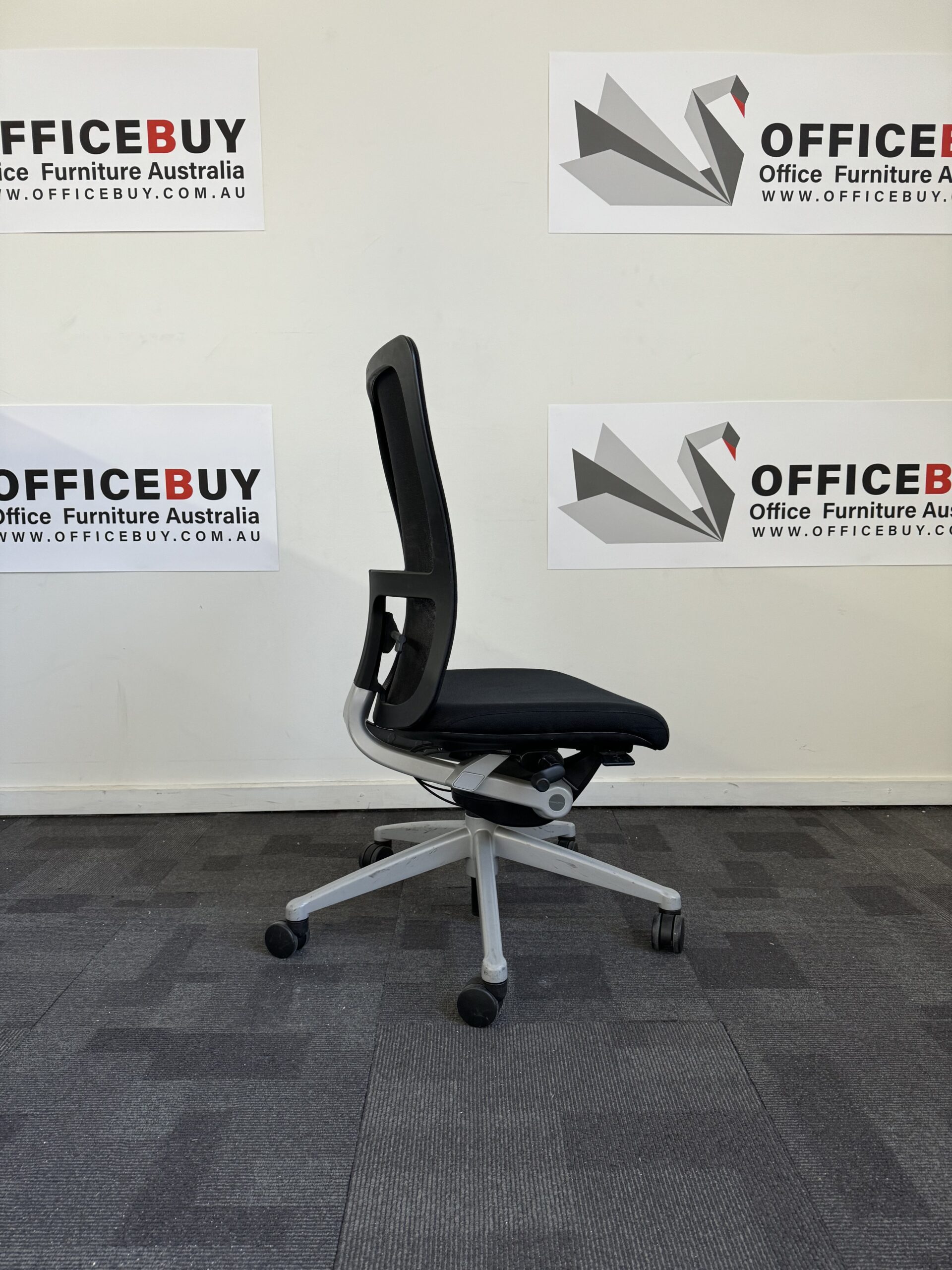 Second Hand Genuine Haworth Zody Ergonomic Chair without Lumbar Support