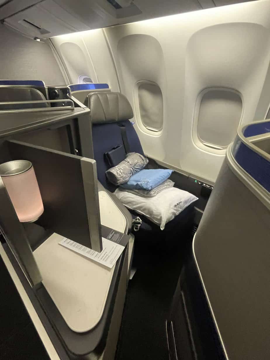 My 2023 United Polaris Business Class Review a Premier Biz Class Service
