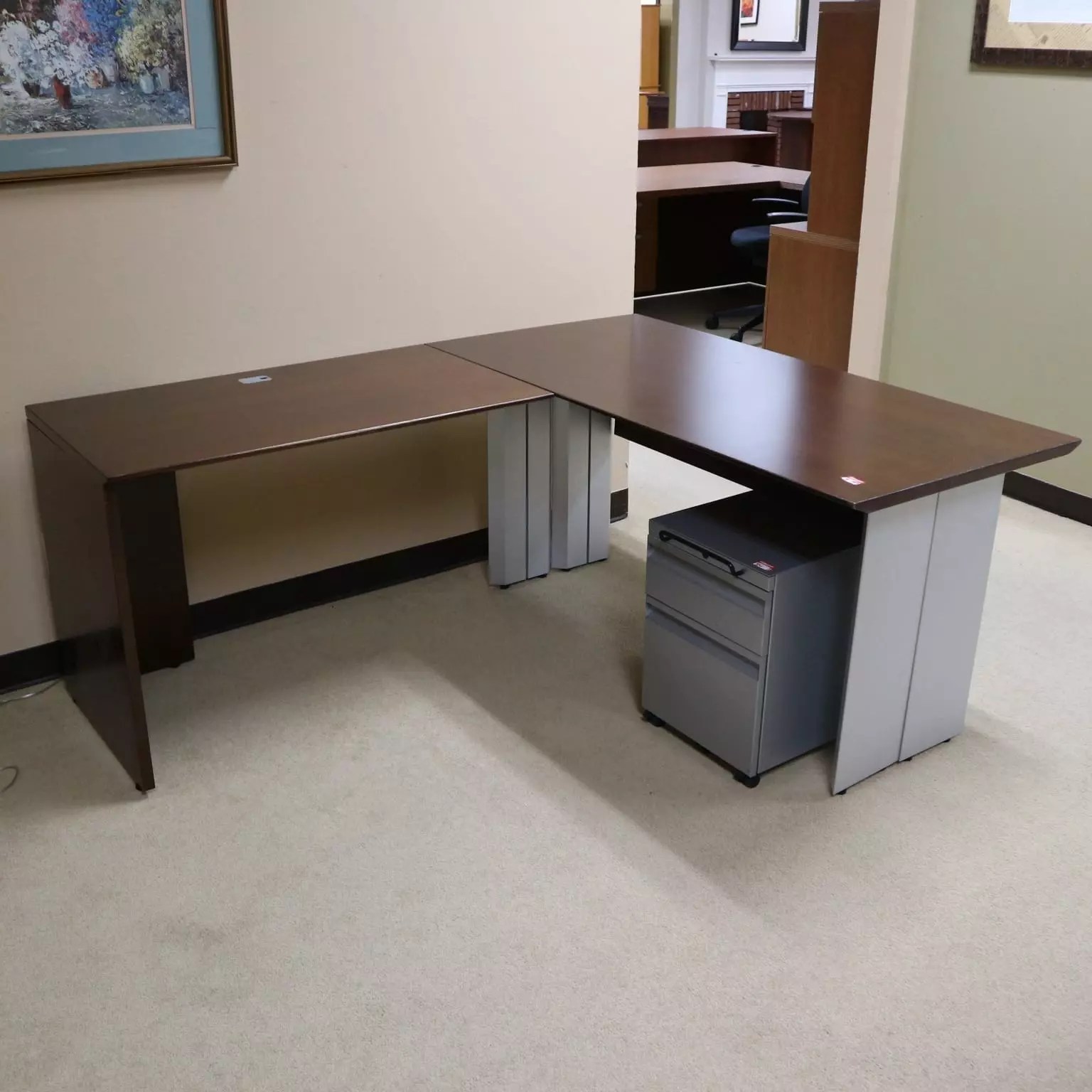 Knoll LShaped Desk with Pedestal File Office Furniture Liquidations