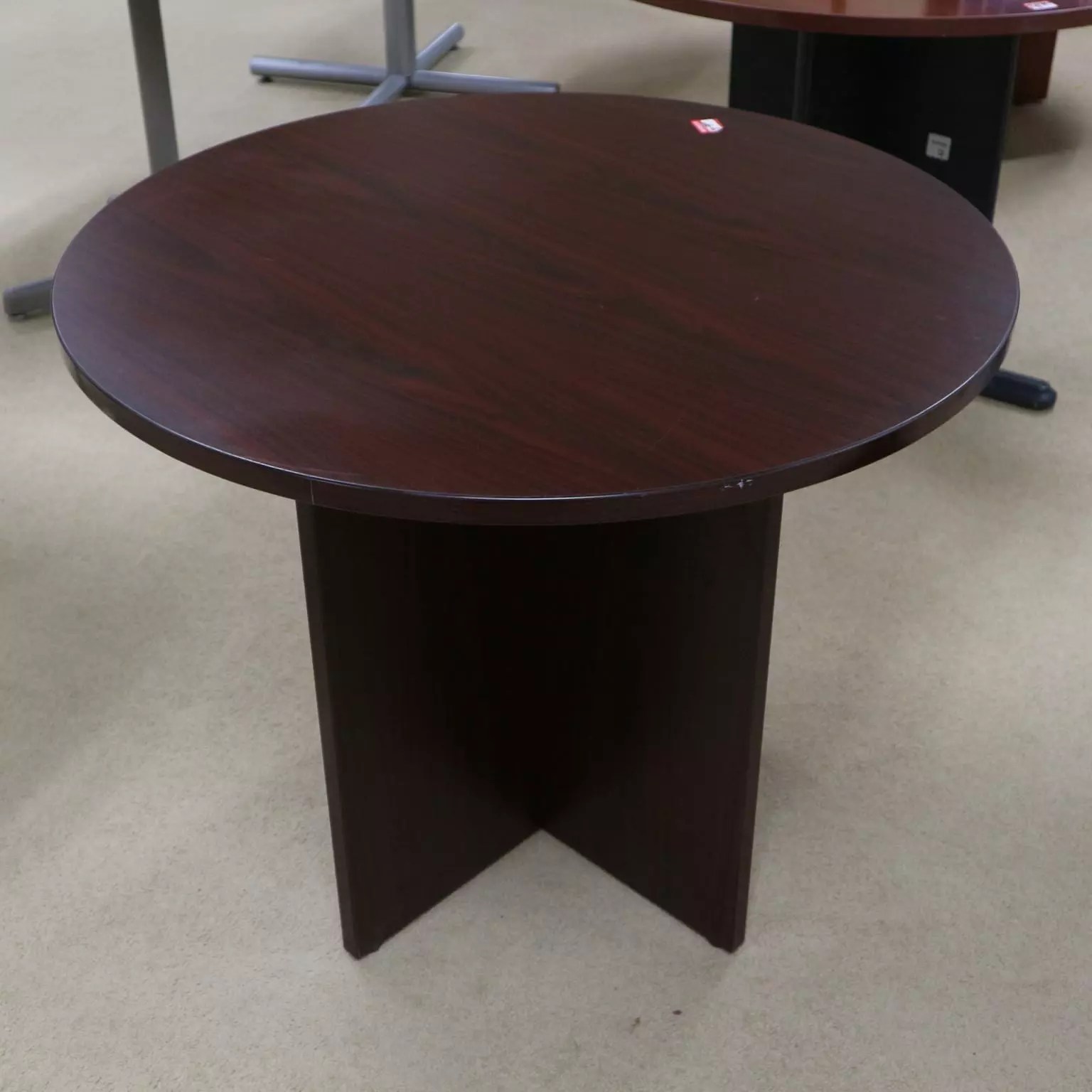 Round Table Mahogany Office Furniture Liquidations