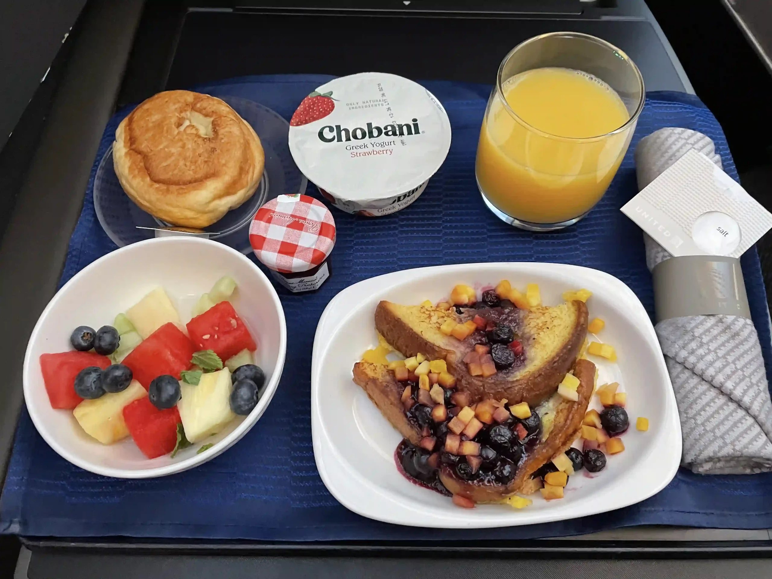 Review United Airlines Business Class 7879 (SFOLHR)