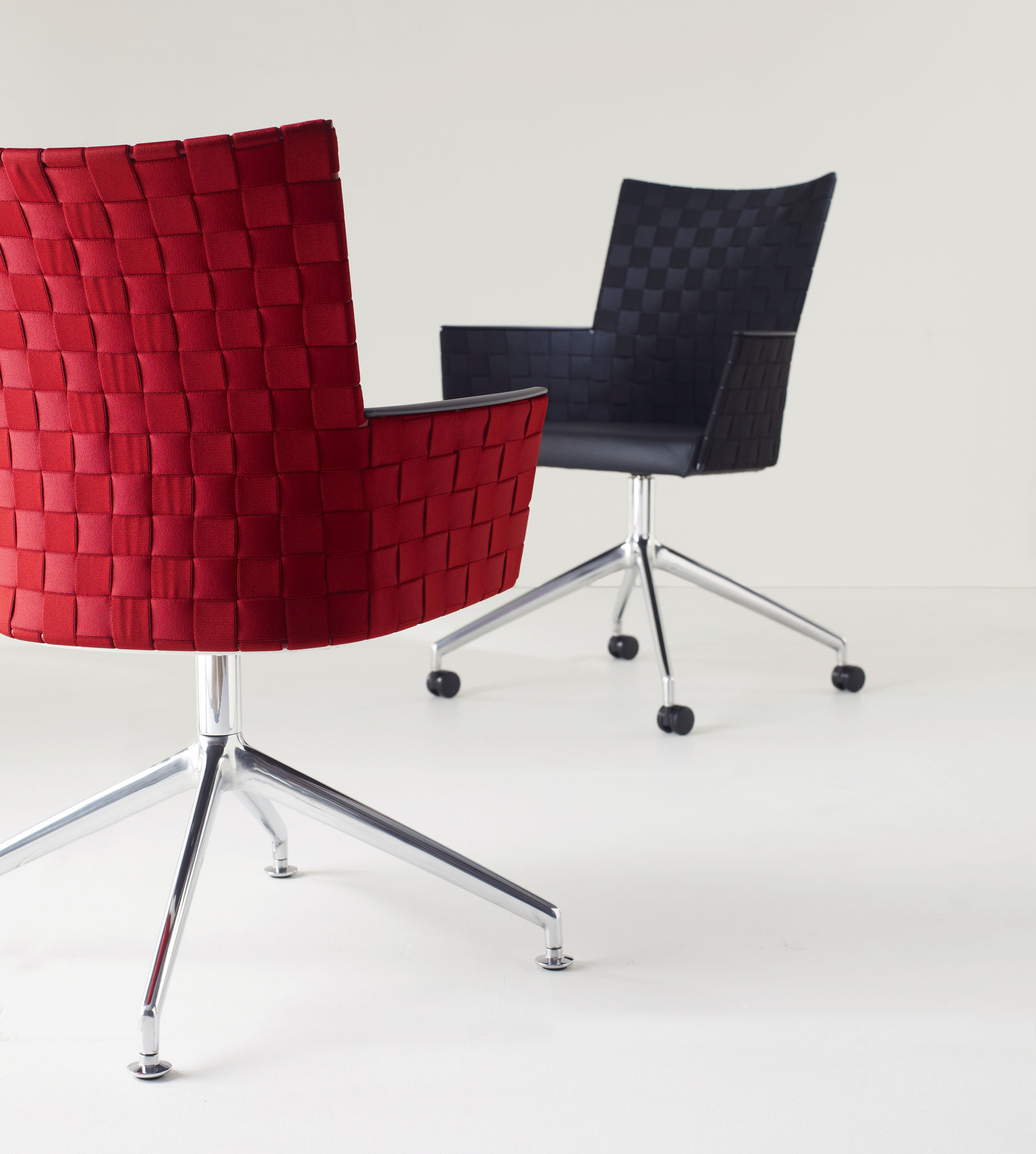 b Office Furniture Group