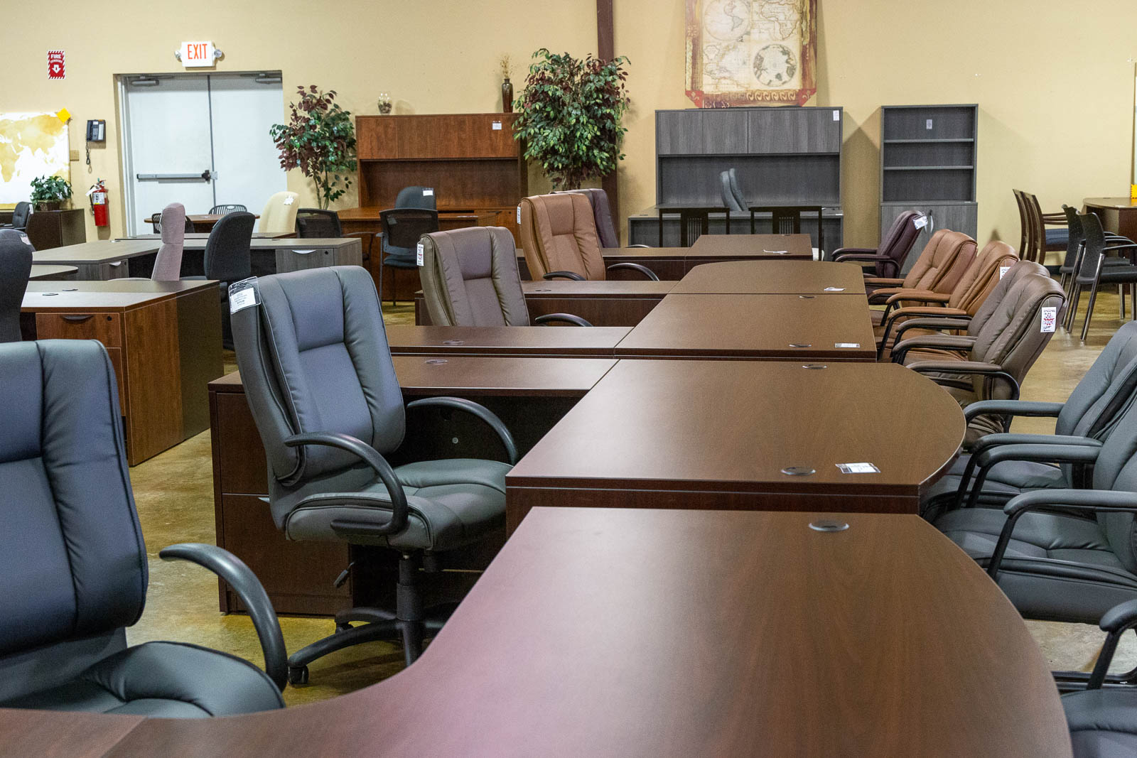 Showroom Office Furniture World