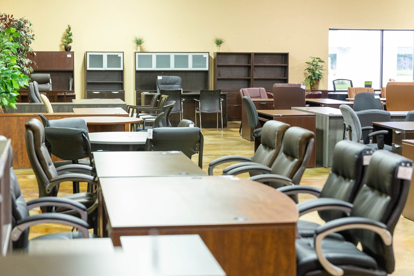 Showroom Office Furniture World