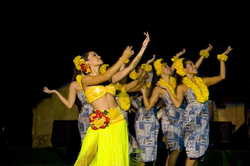 Paradise Cove Luau Deluxe Hawaii Luau Oahu Activities