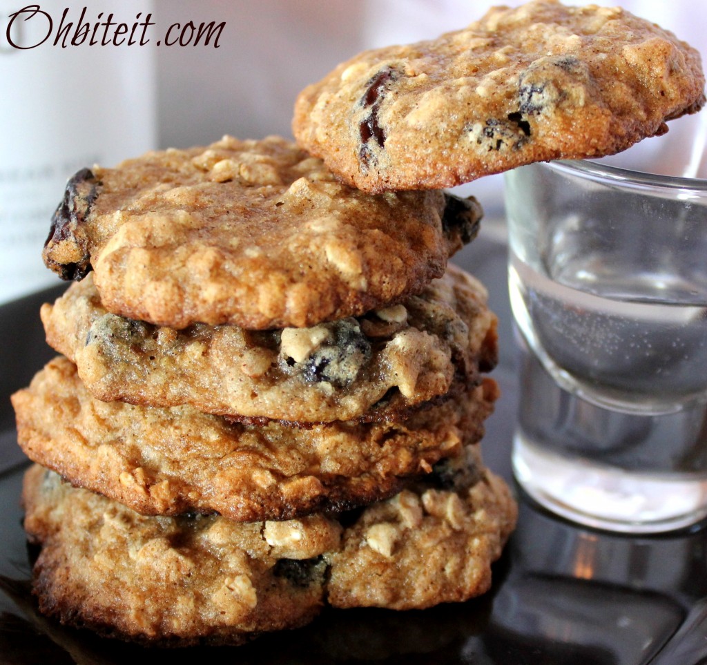 Malibu Rum Raisin Oatmeal Cookies! Oh Bite It