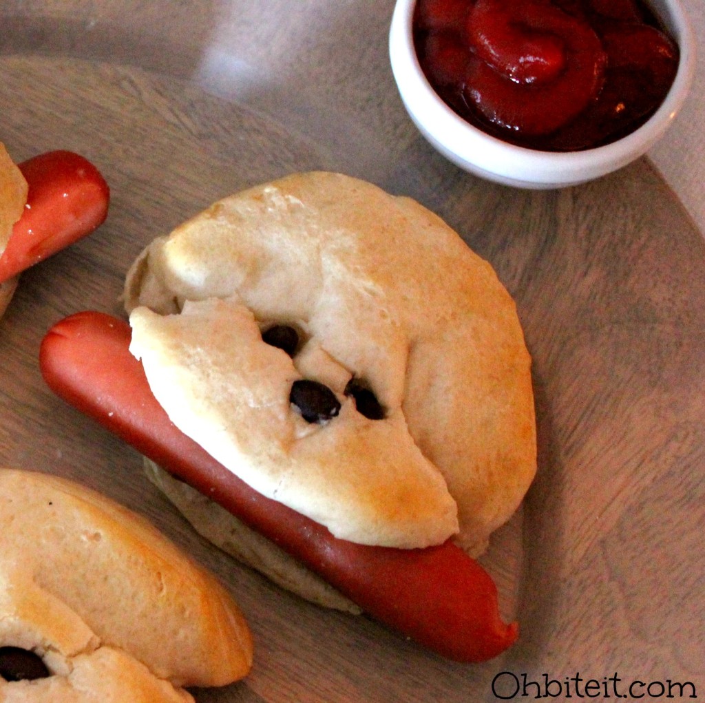 Hot Diggity Dogs! Oh Bite It