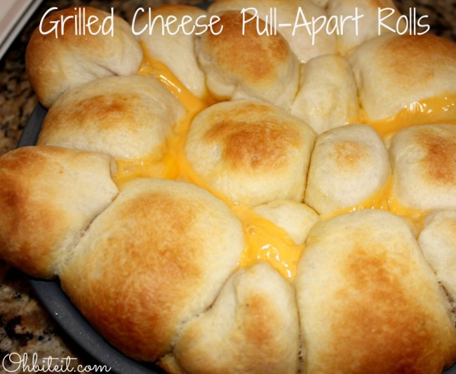 Grilled Cheese PullApart Rolls! Oh Bite It