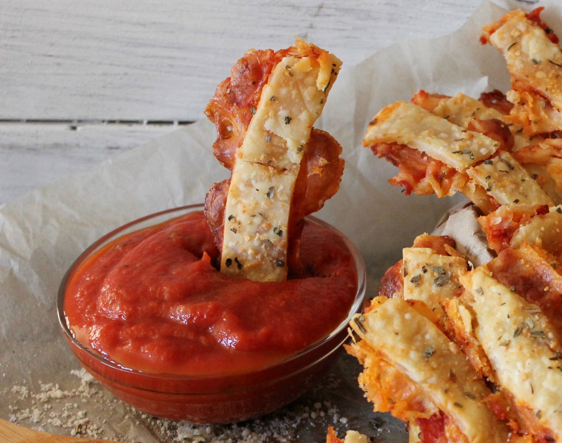 Pizza Fries! Oh Bite It