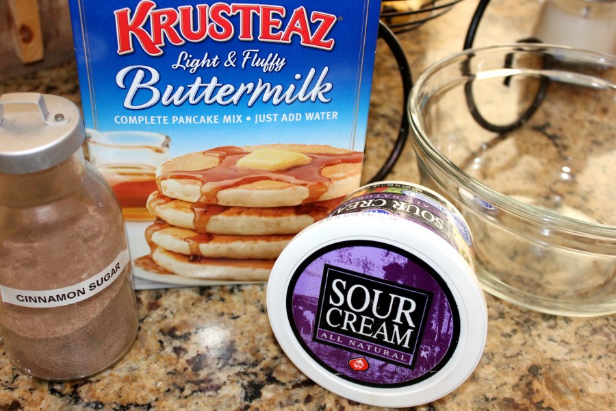 Cinnamon Sugar Sour Cream Pancakes! Oh Bite It