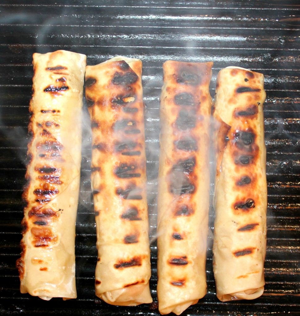 Crispy Grilled {meatless) Hot Dogs by Lightlife! Oh Bite It