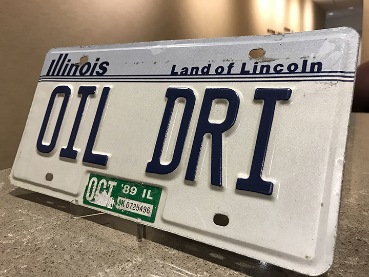 History OilDri Corporation of America