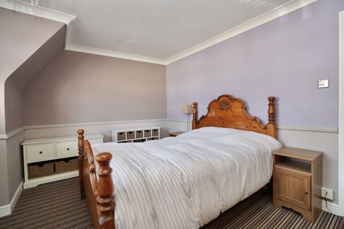 Manor Drive, Sawtry, Cambridgeshire., 3 bedroom, SemiDetached