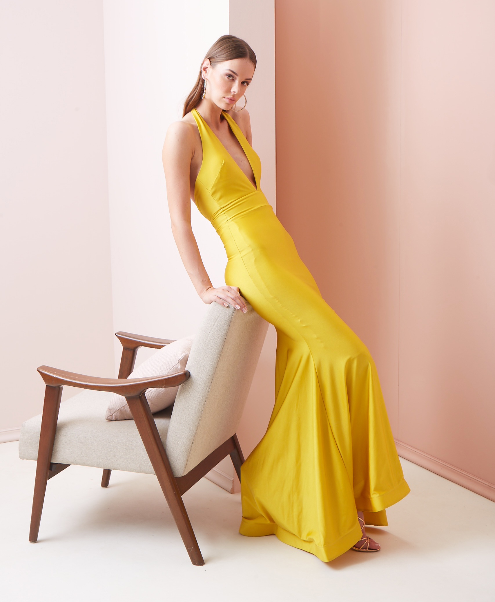 7 reasons to rent a party dress instead of buying it World Stock Market