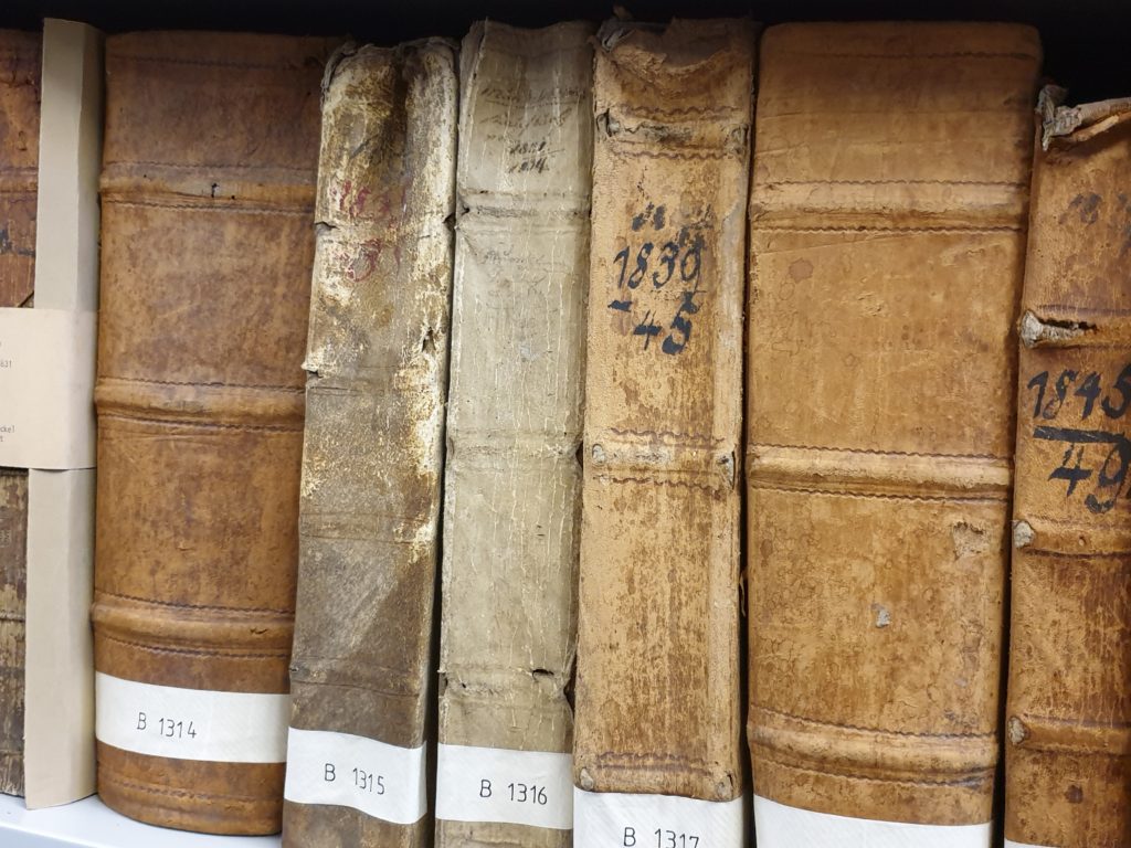 Leistungen Übersetzung von alten deutsche Schriften