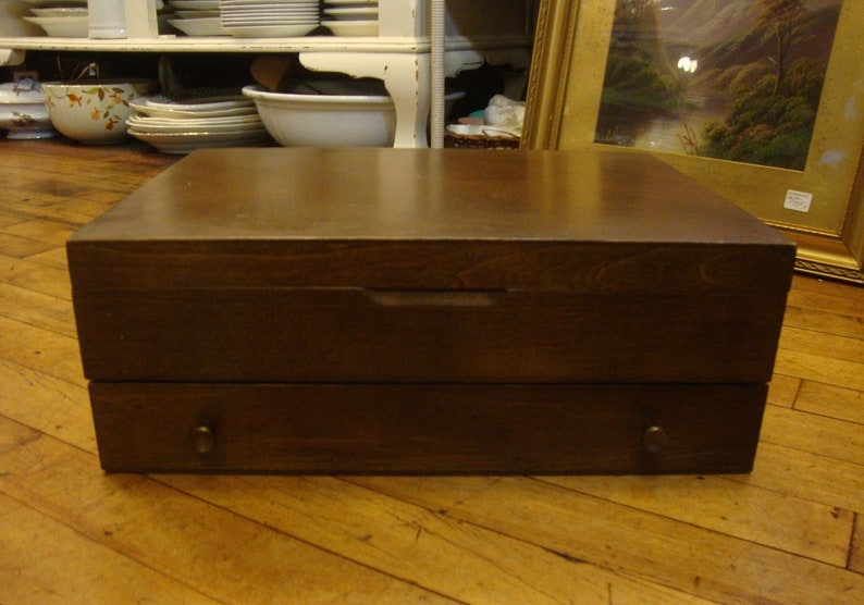 2 Old Vintage Wood Chests w Tin Outer Lining Lock Clasp 6. All stores are sold