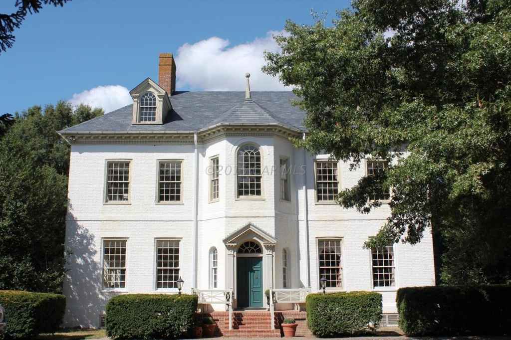 c. 1785 Federal Princess Anne, MD Old House Dreams