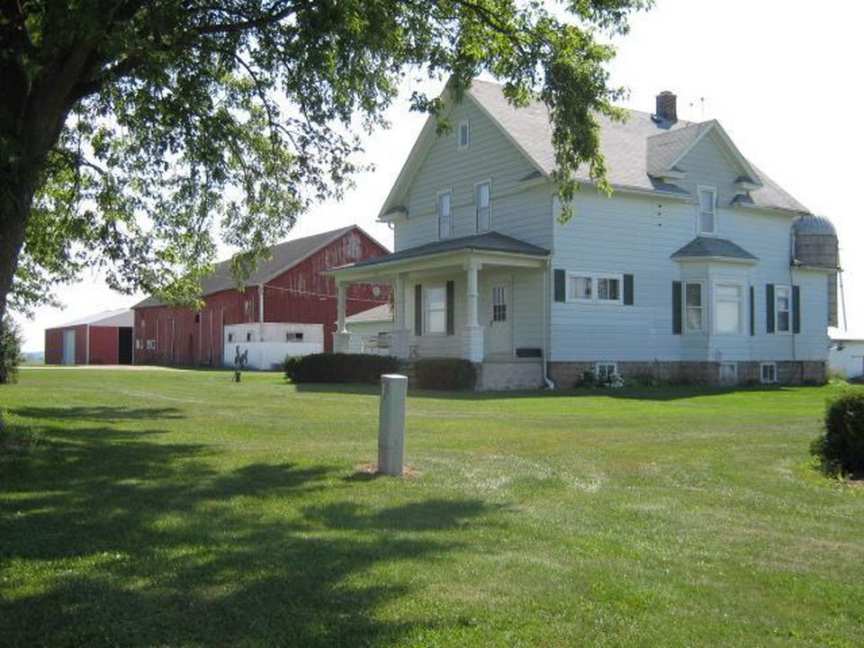 1920 Reedsville, Wis. Old Dream House