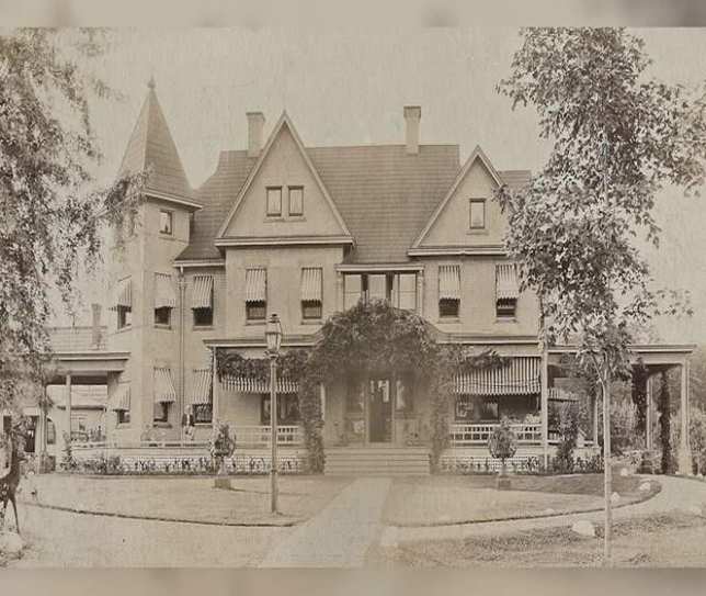 1894 Girard, PA Old House Dreams