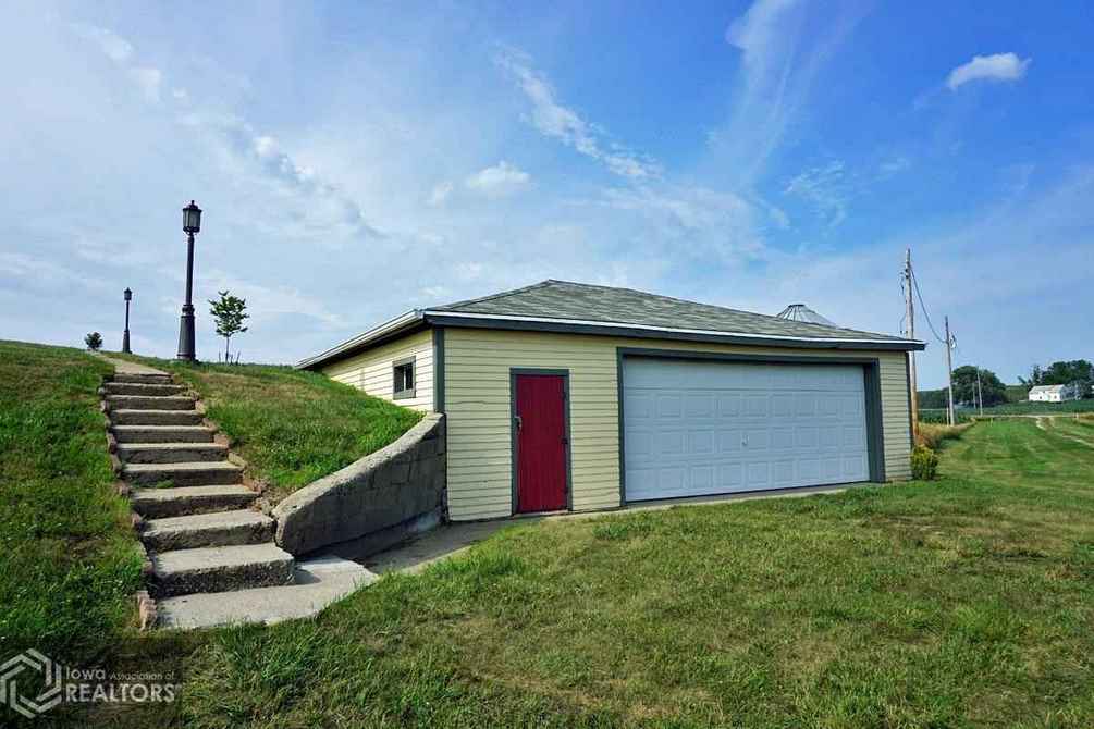 1890 Earling, IA Old House Dreams