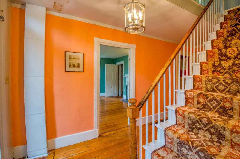 Rumney, NH Old House Dreams