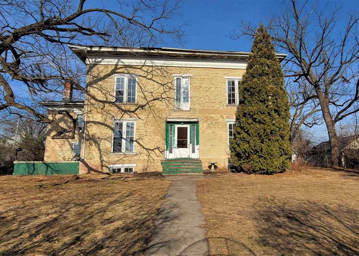 Old House Dreams Page 34 Specially selected historic & old homes